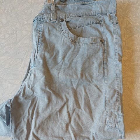 Lys denim capri fra B jeans W33