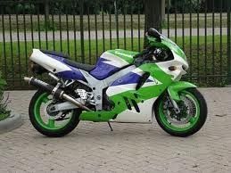 94 KAWASAKI ZX9R DELER