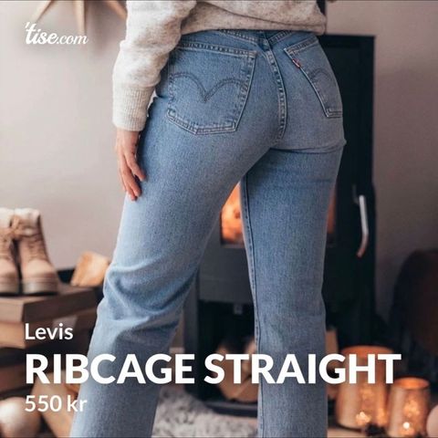 Levis ribcage straight