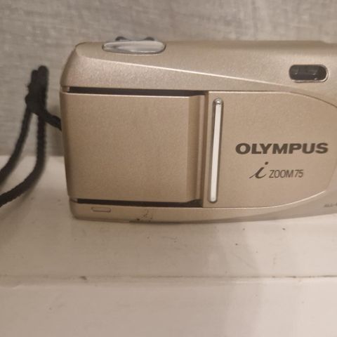 Olympus I Zoom 75