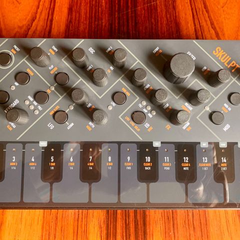 Modal Electronics SKULPT synthesiser