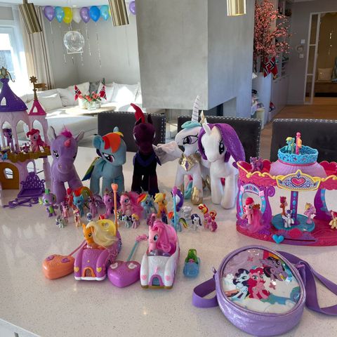 My little pony leker selges samlet