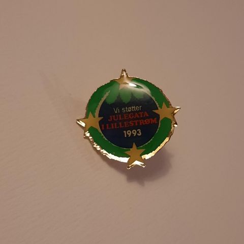 Vi støtter julegata i Lillestrøm 1993 - Pins