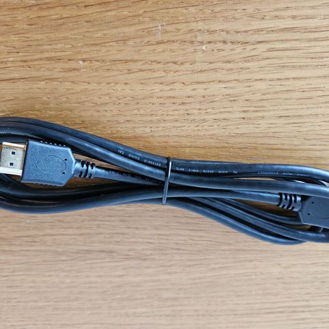 HDMI- HDMI, DP-DP, USB-C-USB-C kabler