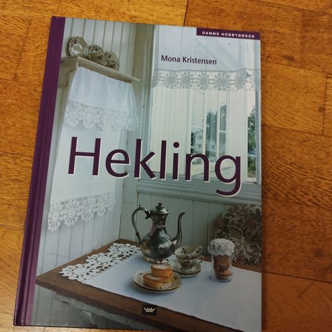 Hekling, Mona Kristensen