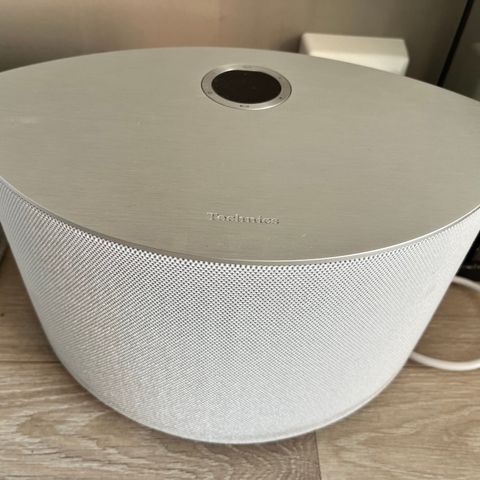 TECHNICS OTTAVA S SC-C30 trådløst høyttaler HVIT/Sølv