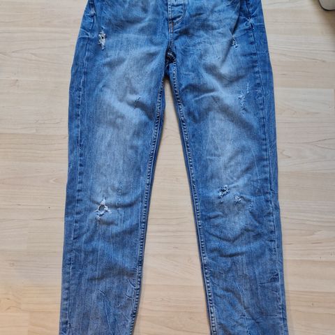 GinaTricot perfect jeans str. 36 regular