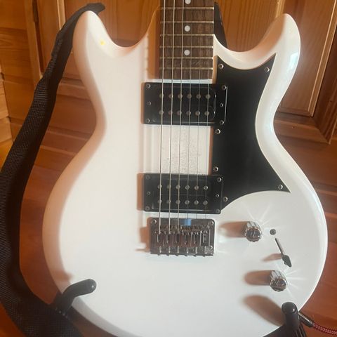 Ibanez el-gitar selges for 2000 kr