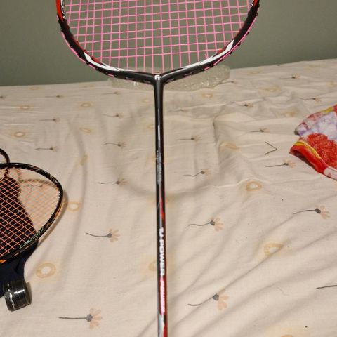 Felet badminton racket  head light