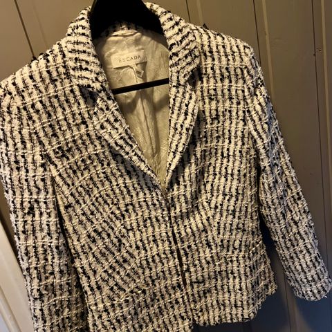 Vintage Escada blazer Classy look i Tweed