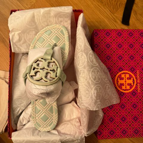 Helt nye Tory burch Miller sandaler - Str.37