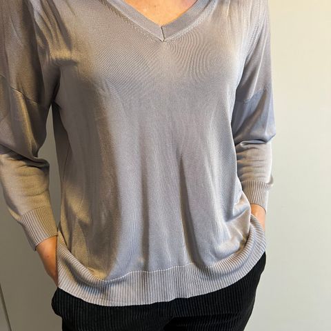 Peserico pullover blouse