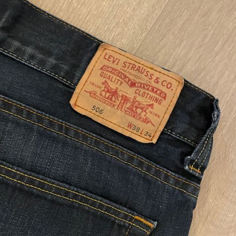 Jeans fra Levi’s 506