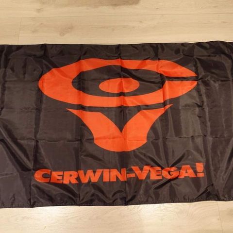 Cerwin Vega flagg