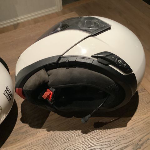 BMW hjelmer system 6