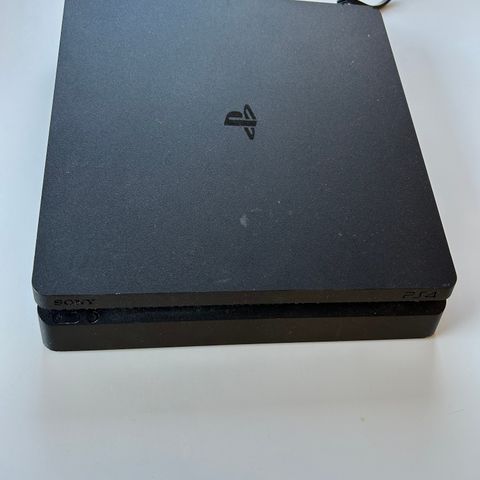 PS4 slim