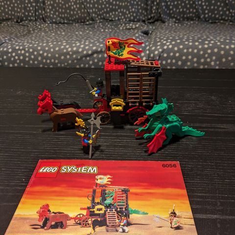 Lego Castle 6056-1 Dragon Wagon