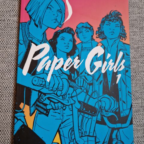 Paper Girls 1 (english)