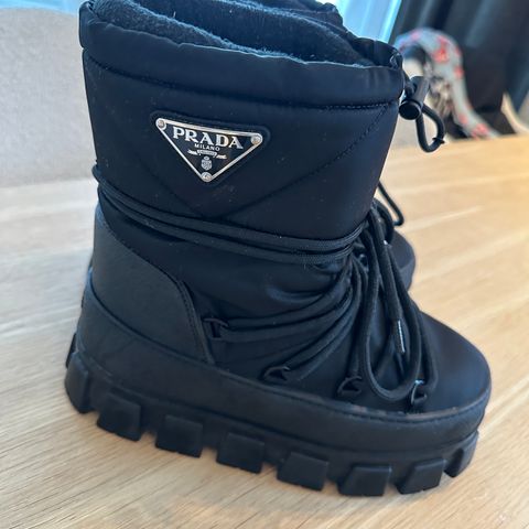 Prada re-nylon gabardine après-ski boots