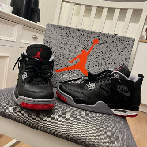 Jordan 4 Retro Bred str. 40.05