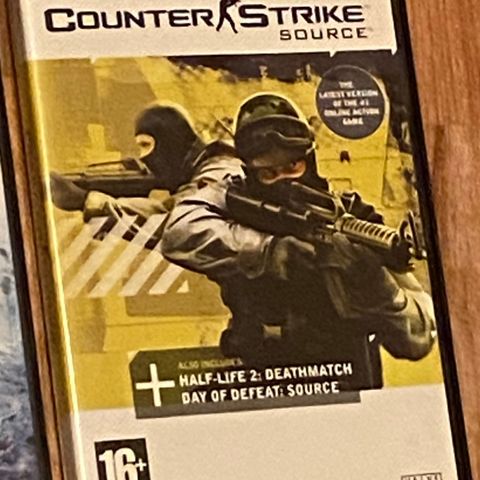 PC spill Counter Strike Source incl Day of Defeat  Source og Half Life 2