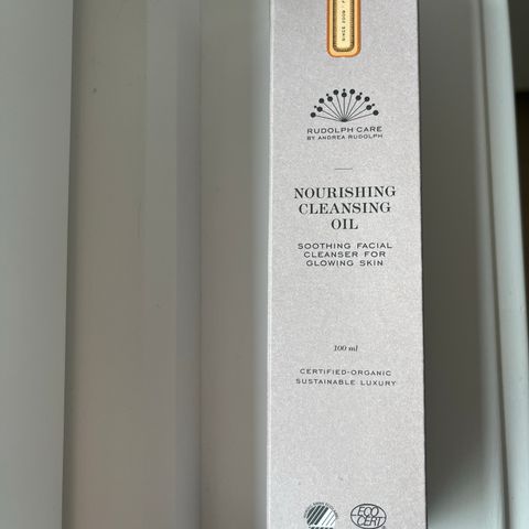 Rudolph Care nourishing cleansing oil - NY