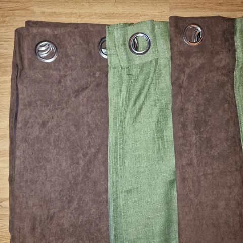 140 cm x 160 cm 1 sett  brune velour gardiner