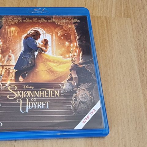 Skjønnheten og udyret på Blu-ray selges