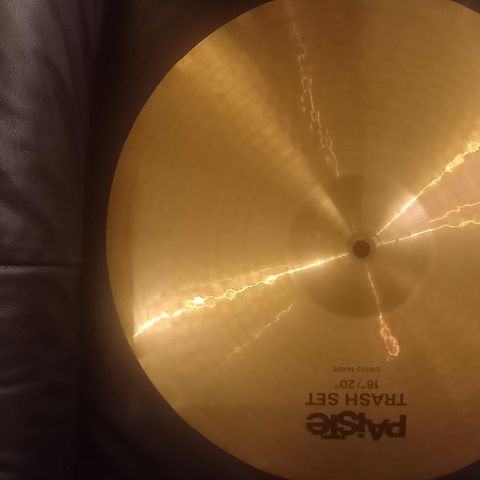 Paiste trash top 16"