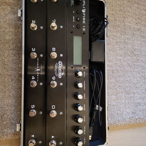 Atomic Amplifire 12