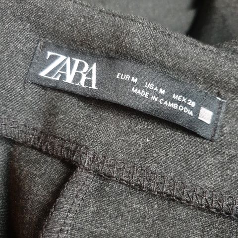 Zara bukse