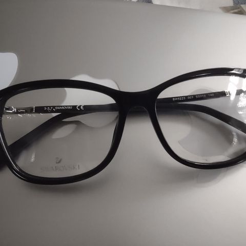Swarovski briller