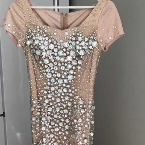 Nydelig «mermaid» kjole selges til super pris!!!
