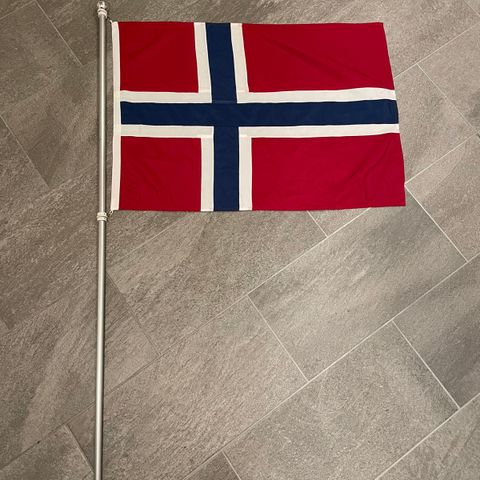 Balkongflagg: Norsk flagg