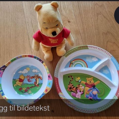 Winnie the Pooh kosebamse og tallerkner