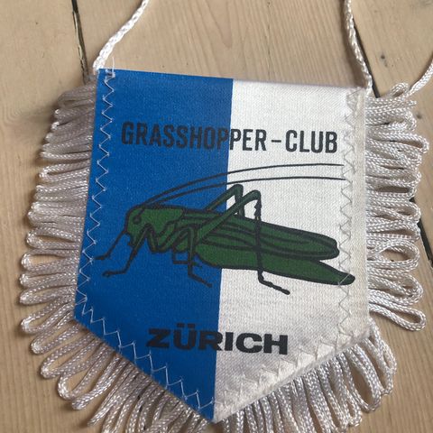 Grasshopper Club-Zürich - vintage minivimpel