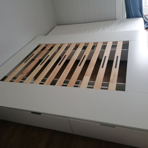 Nordli senga IKEA 180x200
