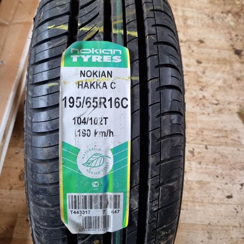 1 stk ubrukt nokian hakka C 195/65r16C