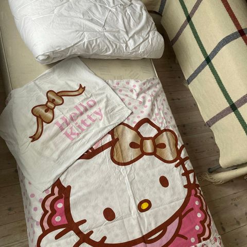 Barne dyne & pute & sengesett Hello Kitty