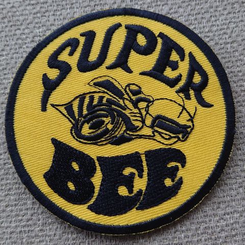 Super Bee tøymerke selges