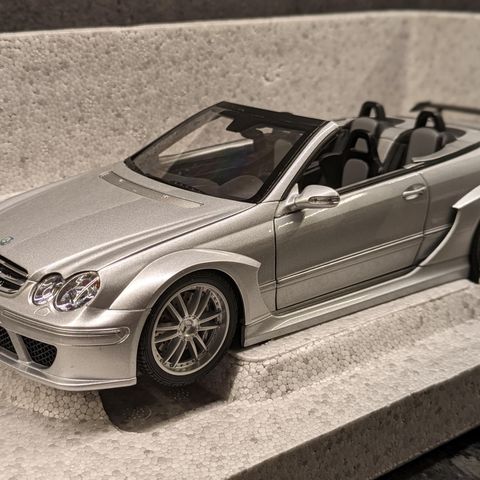 Mercedes-Benz CLK-DTM AMG Cabrio - Kyosho - Dealer Edition - Skala 1:18