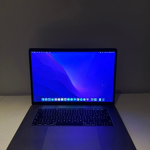 MacBook pro 15" 16GB RAM/2,9ghz i7/500GB SSD