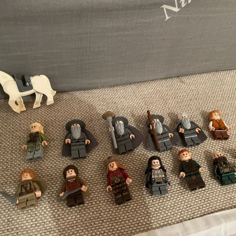 Diverse Lego ringenes herre figurer