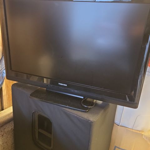 32 tommer Toshiba tv flatskjerm