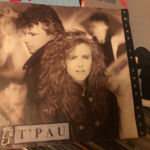 Singel Tpau- China in your hand