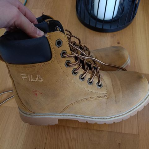 Fila vintersko dame