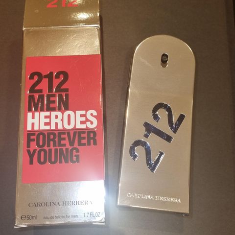 Carolina Herrera
212 Heroes Eau de Toilette 50 ml