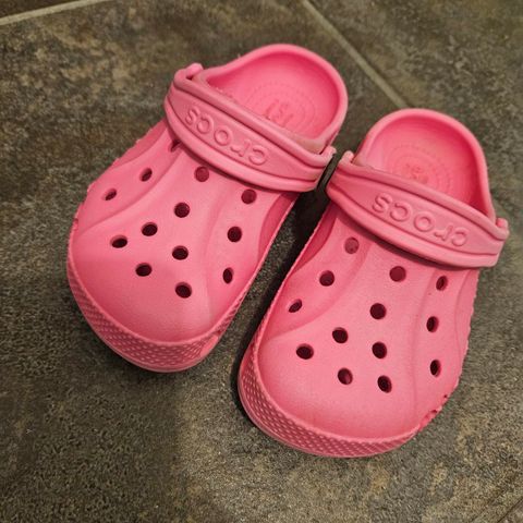 Crocs c9