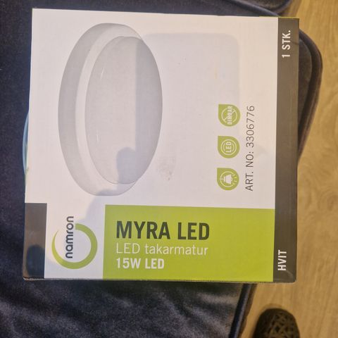 LED takarmatur 15 W