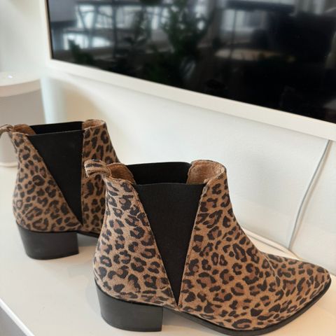 Ubrukte fantastiske leopard-skoletter! (38)